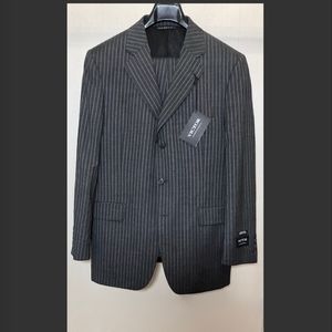 Victor International Grey With Stripes Suit NEW